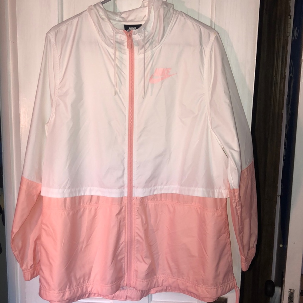 nike windbreaker